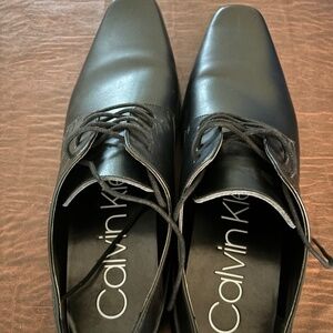 Mens black shoes size 13